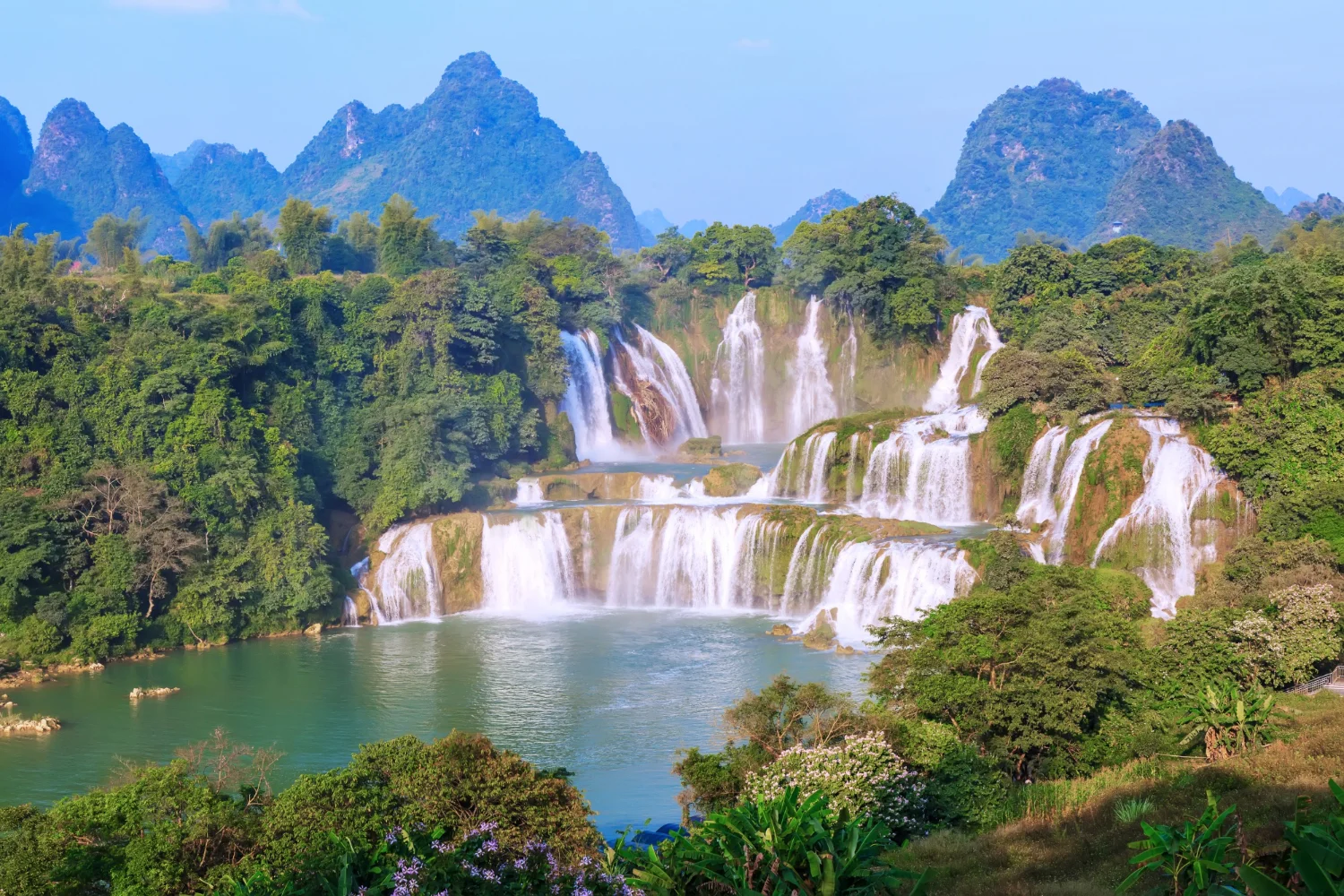 gira-waterfalls