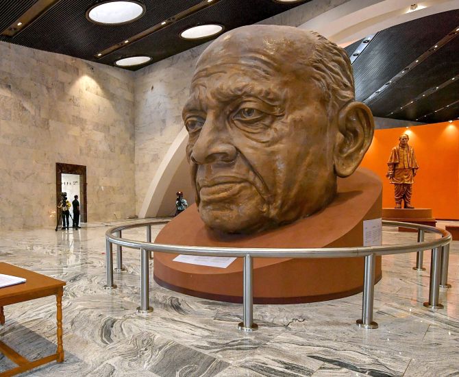 31statue11